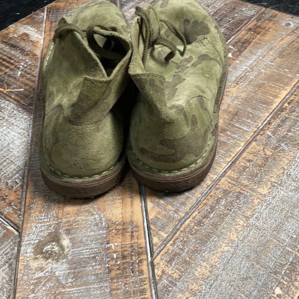 Crewcuts camo desert boots. Size K6. - Picture 3 of 4